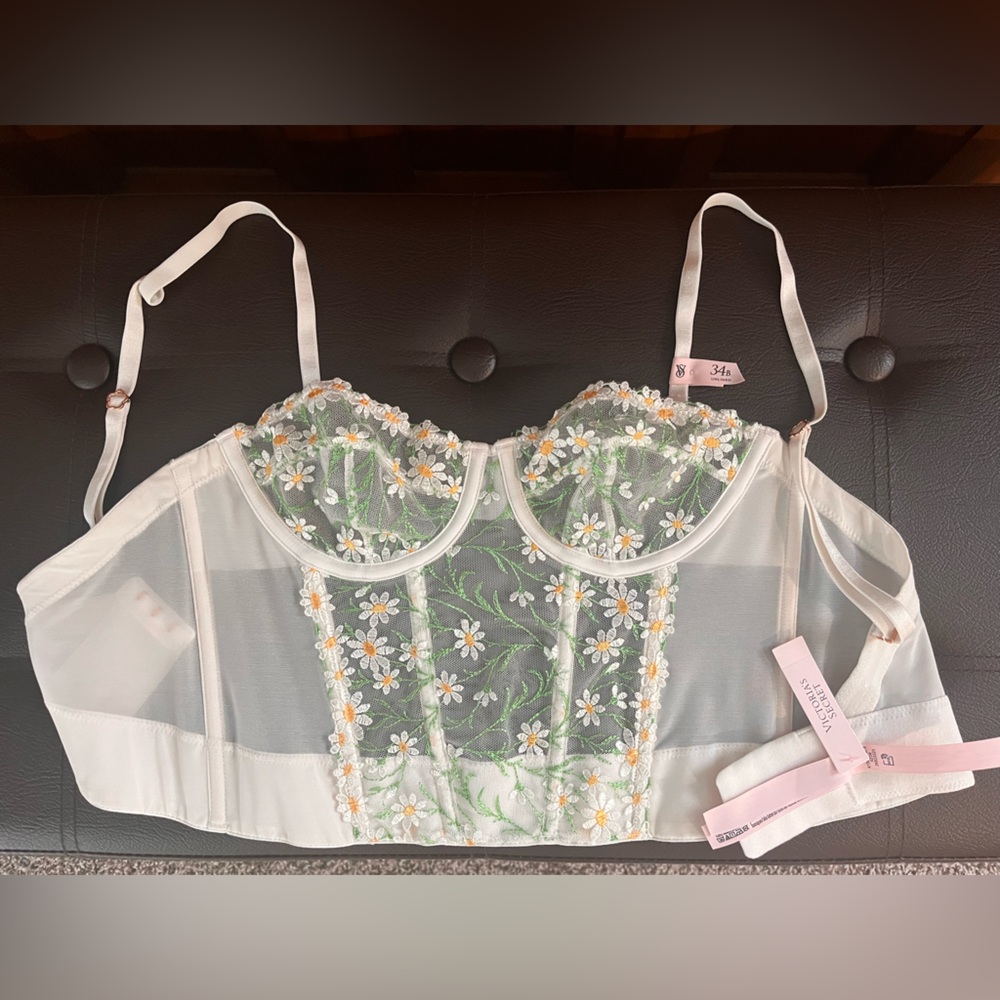 Daisy Embroidered Longline Bra - White